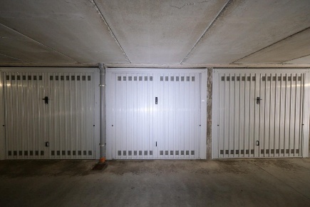 Foto Box a Peschiera Borromeo Bettola Zelo Foramagno di 15 m² con 1 locali