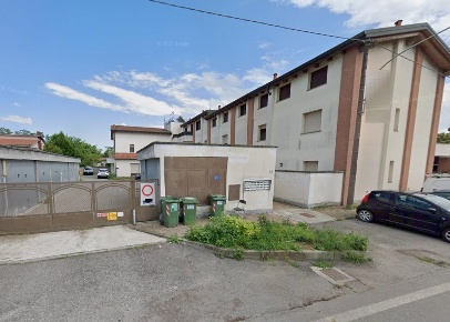 Foto Magazzino a Pizzale Porana Ceranica di 80 m² con 1 locali in vendita