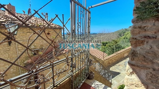 Foto Appartamento a Casale Marittimo di 90 m² con 4 locali in vendita