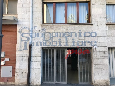 Foto Locale commerciale a Pisa Sant'Antonio di 50 m² con 3 locali