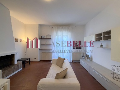 Foto Appartamento a Massa Marina di Massa Centro di 75 m² con 4 locali