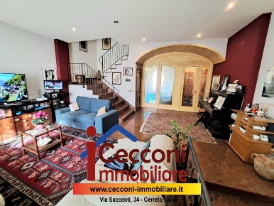 Foto Villa a schiera a Empoli Marcignana - Lucchese di 220 m² con 8 locali