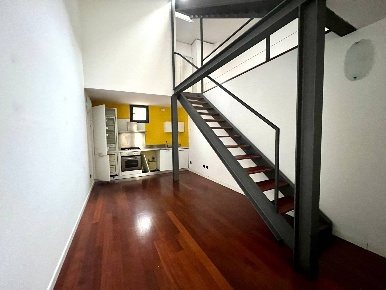 Foto Appartamento in Via Monviso, Milano Paolo Sarpi di 49 m² con 2 locali