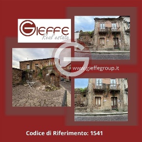 Foto Casa indipendente a Taurianova Centro di 240 m² in vendita