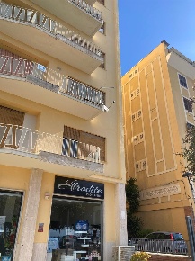 Foto Appartamento in Viale della Vittoria, Agrigento di 150 m² con 5 locali