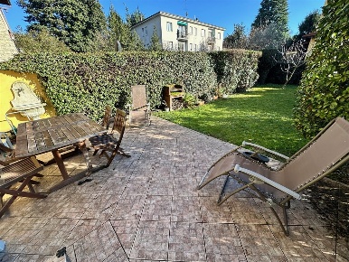 Foto Villa a schiera a Cusano Milanino di 260 m² con 5 locali in vendita