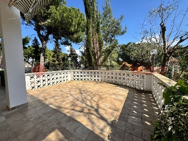 Foto Villa unifamiliare in Via ORCHIDEE 21, Leporano Leporano Marina