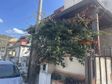 Foto Appartamento in Via Tutuni IV traversa snc, Vitulazio di 110 m²