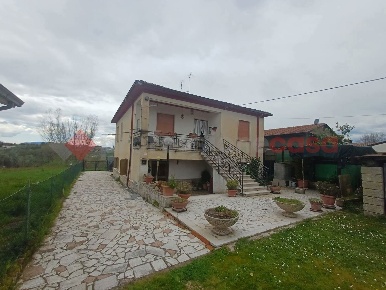 Foto Casa indipendente in Via MARZI SNC, Arce Marzi I di 194 m² in vendita