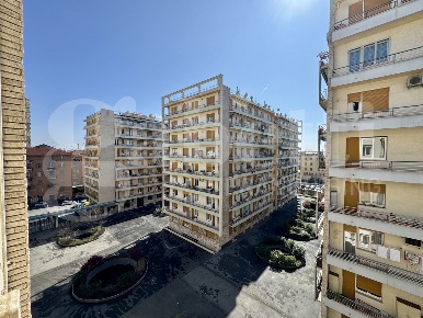 Foto Appartamento in Via Opisso 80, Genova Pegli di 150 m² con 5 locali