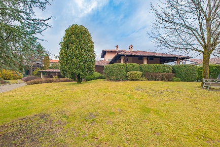 Foto Villa unifamiliare in Via Monte Cuneo 0, Avigliana Centro di 500 m²