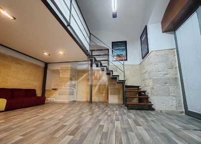 Foto Locale commerciale in CORSO REGINA ELENA, Trani di 54 m² con 2 locali