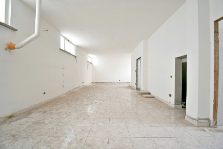 Foto Magazzino a Cagliari di 70 m² in vendita