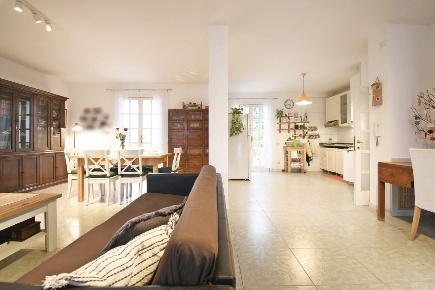 Foto Villa a schiera a Quartu Sant'Elena Quartu di 174 m² con 4 locali