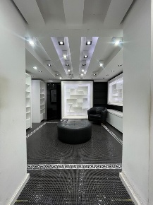 Foto Negozio in Via Torrearsa 1, Palermo Politeama - Ruggiero Settimo