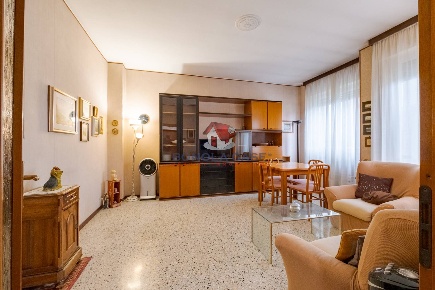Foto Appartamento in Via Uruguay 7, Milano Gallaratese di 87 m² in vendita