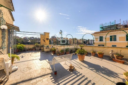 Foto Attico in Via Della Stazione Di San Pietro 53, Roma di 108 m²