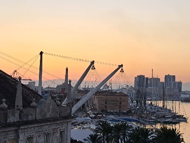 Foto Appartamento in Via al Ponte Reale, Genova Caricamento di 55 m²