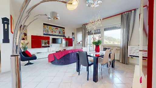 Foto Appartamento in Via Cesalpino, Cagliari Amsicora di 110 m² in vendita