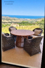 Foto Appartamento in Via Livatino, Acquaviva Picena di 120 m² con 5 locali