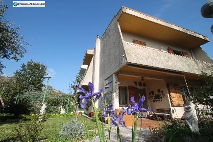 Foto Villa unifamiliare in Via Lampedusa, Termoli Centro di 240 m²