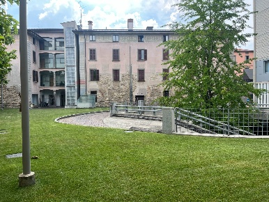 Foto Appartamento in San Lazzaro, Bergamo Centro di 98 m² con 3 locali
