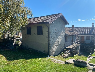 Foto Rustico in Olzeno, Cannobio di 45 m² con 1 locali in vendita