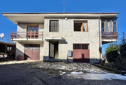 Foto Case semi ndipendenti in VIA G. BESSONE 12, Villanova Mondovì Centro