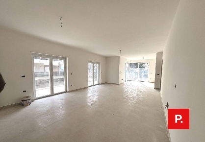 Foto Appartamento in via S. Chiara, Caserta Reggia di Caserta di 120 m²