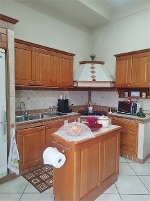 Foto Appartamento in corso garibaldi, Napoli Arenaccia di 110 m² in vendita