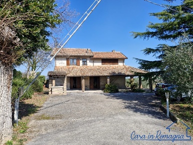 Foto Villa singola in Via delle Vigne, Coriano Centro di 257 m² in vendita