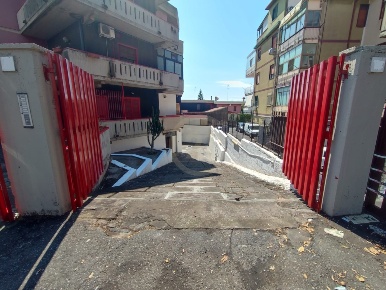 Foto Magazzino a Gravina di Catania di 120 m² in affitto