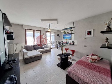 Foto Appartamento a Borgo San Lorenzo Centro di 80 m² con 4 locali