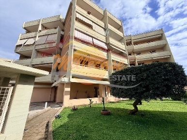 Foto Posti auto in Viale Tica, Siracusa Scala Greca - Neapolis di 35 m²