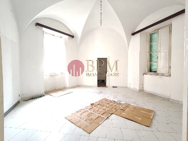 Foto Appartamento in Via Maggi 50, Livorno di 120 m² con 5 locali