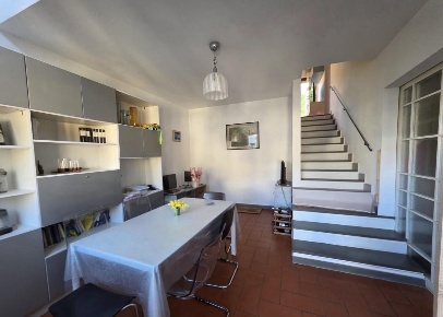 Foto Villa bifamiliare a Livorno Antignano - Banditella di 138 m²