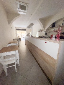 Foto Locale commerciale a Pisa San Francesco di 48 m² con 1 locali