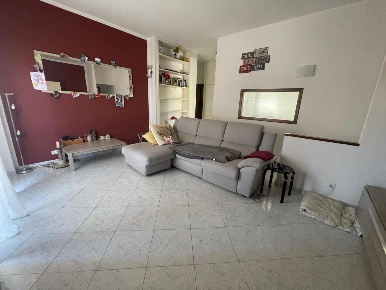 Foto Appartamento a Luni Casano Dogana Isola di 75 m² con 4 locali