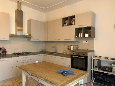 Foto Appartamento a Bibbona La California di 200 m² con 9 locali in vendita