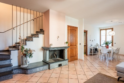 Foto Villa unifamiliare a Casciana Terme Lari Le Casine Perignano Spinelli