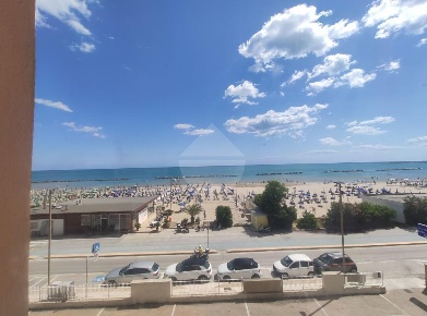 Foto Appartamento in viale IV Novembre, Civitanova Marche di 105 m²