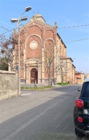 Foto Villa unifamiliare in Via Marziani, Gambarana Centro di 350 m²