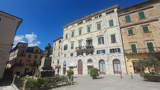 Foto Appartamento in Piazza XXIV giugno 1944 14, Sarteano di 129 m²