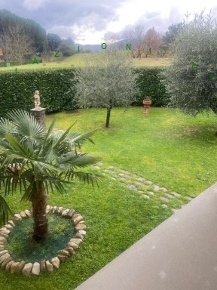 Foto Villa unifamiliare a Barberino di Mugello di 300 m² con 5 locali