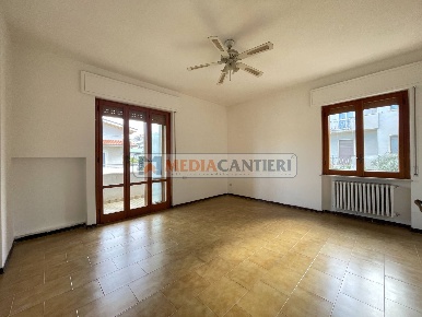 Foto Appartamento in Via Pier Fortunato Calvi 8, Pescara di 130 m²