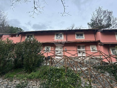 Foto Villa a schiera in Via del Golf, Garlenda Villafranca di 60 m²