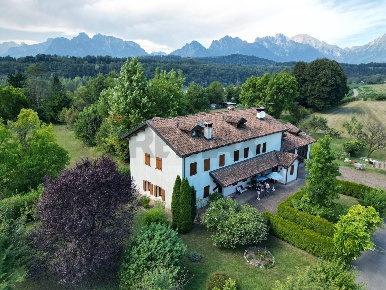 Foto Villa unifamiliare in Via Case Sparse Cesa 2, Limana Cesa di 363 m²