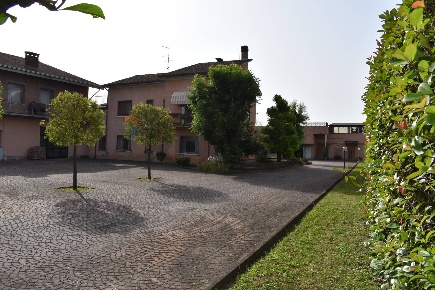 Foto Casa indipendente in Via Gramsci 30, Sermide e Felonica di 459 m²