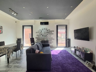 Foto Appartamento in Via Zirardini 26, Ferrara Centro Storico di 115 m²