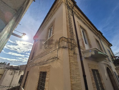 Foto Case semi ndipendenti in VIA GIUSEPPE NELLI 21, Paglieta Centro